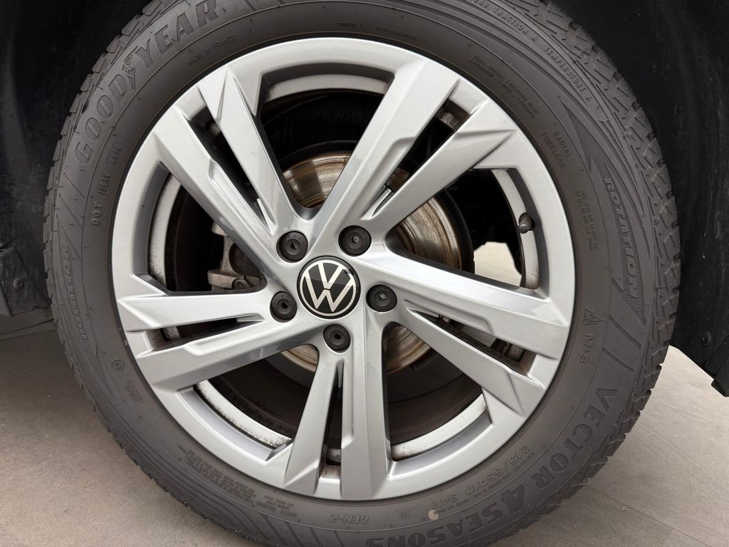 Volkswagen T-Roc 2025