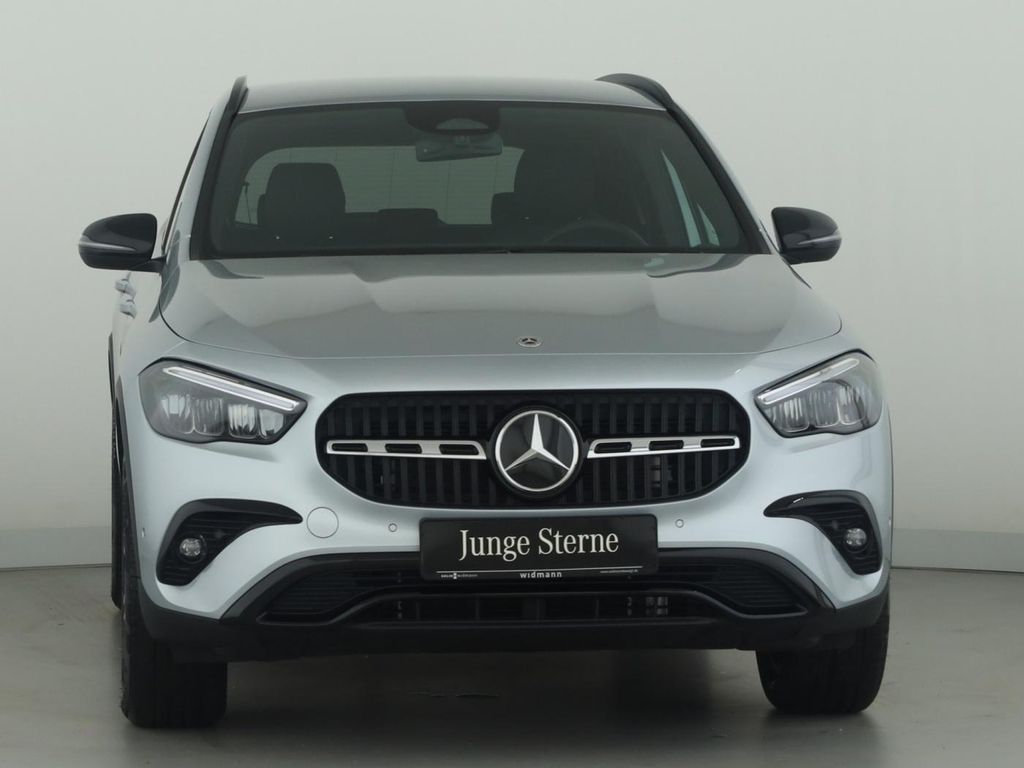 Mercedes-Benz GLA 200 2024