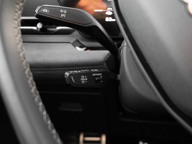 Audi SQ6 e-tron 2025