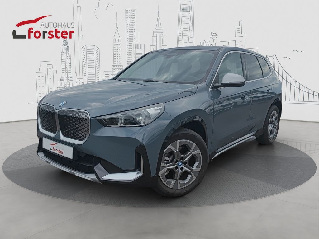 BMW iX1 2023
