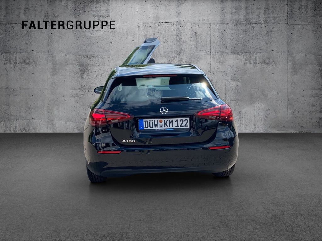 Mercedes-Benz A 180 2024