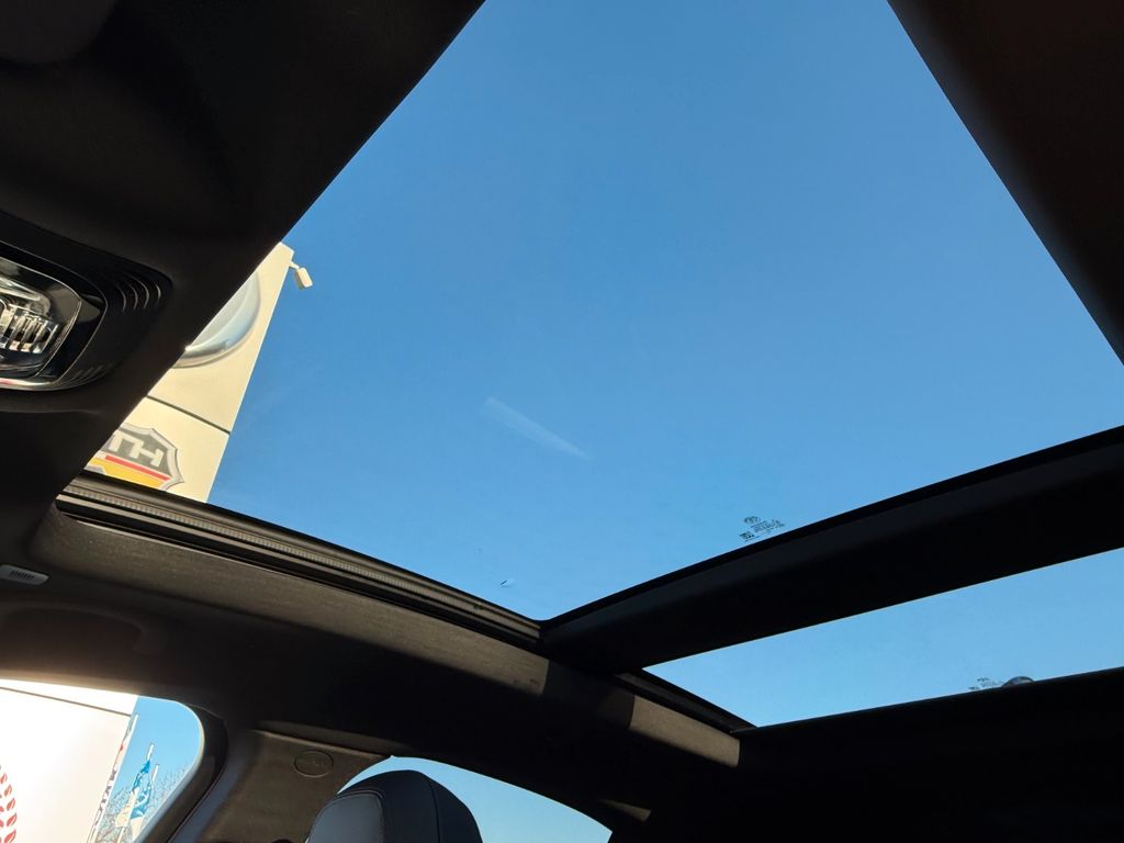 Alfa Romeo Stelvio 2025