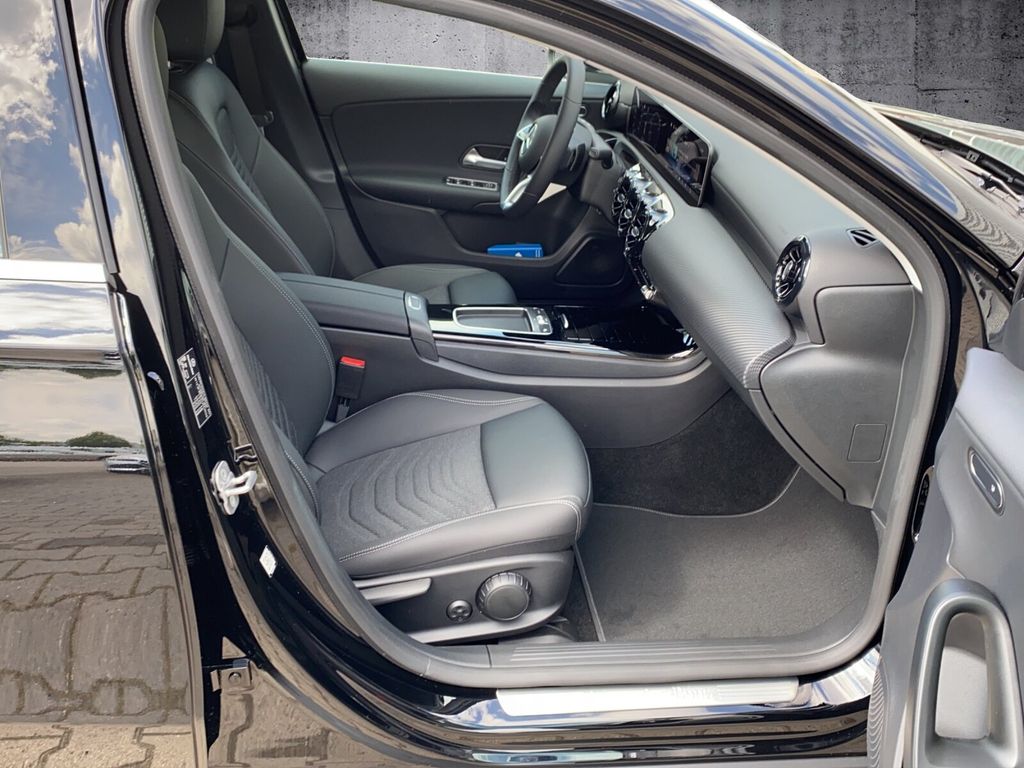 Mercedes-Benz A 180 2024