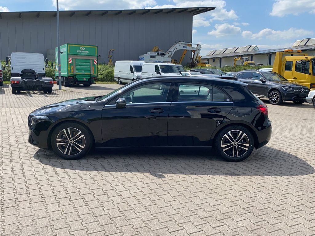 Mercedes-Benz A 180 2024