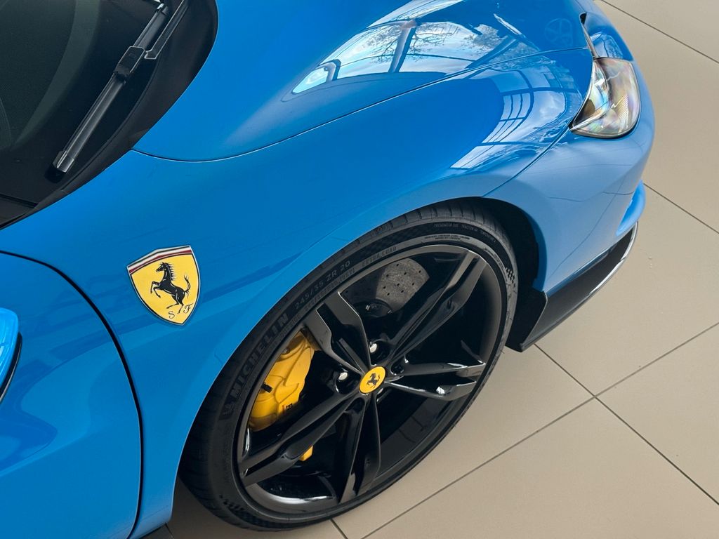 Ferrari 296 GTS 2024