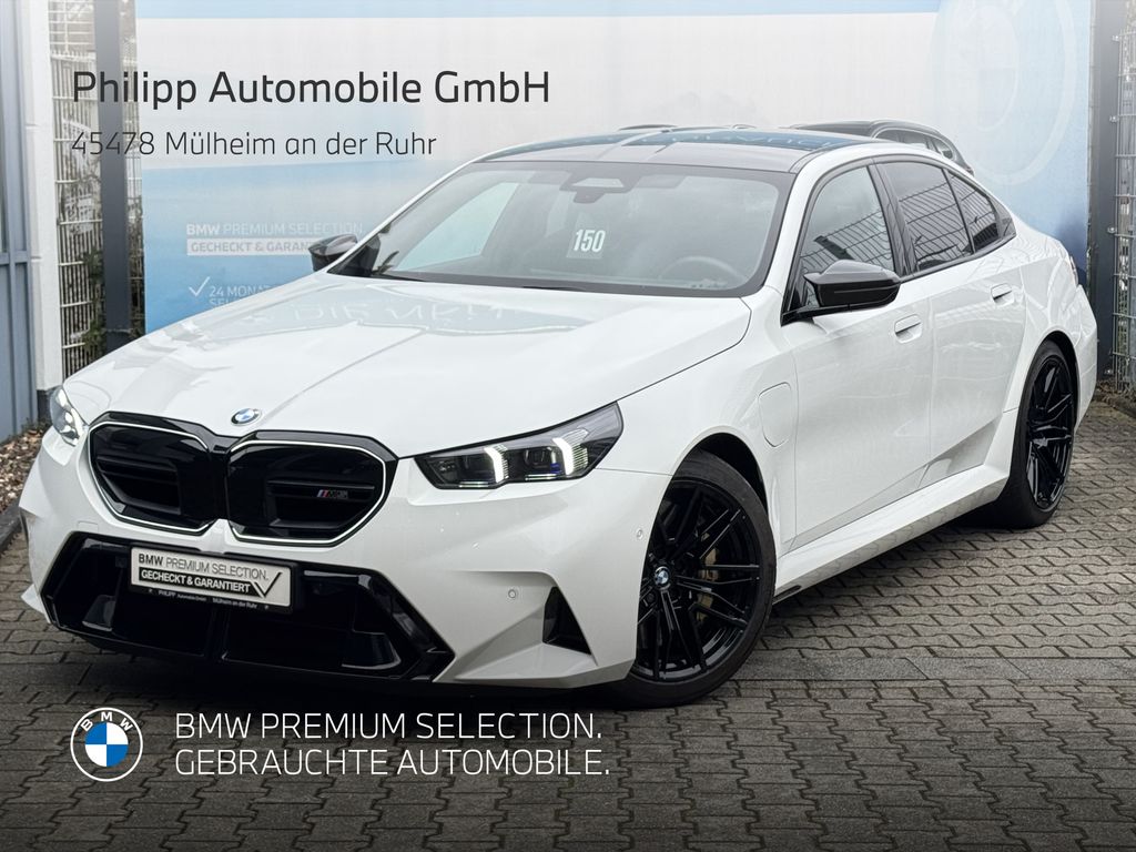 BMW M5 2024