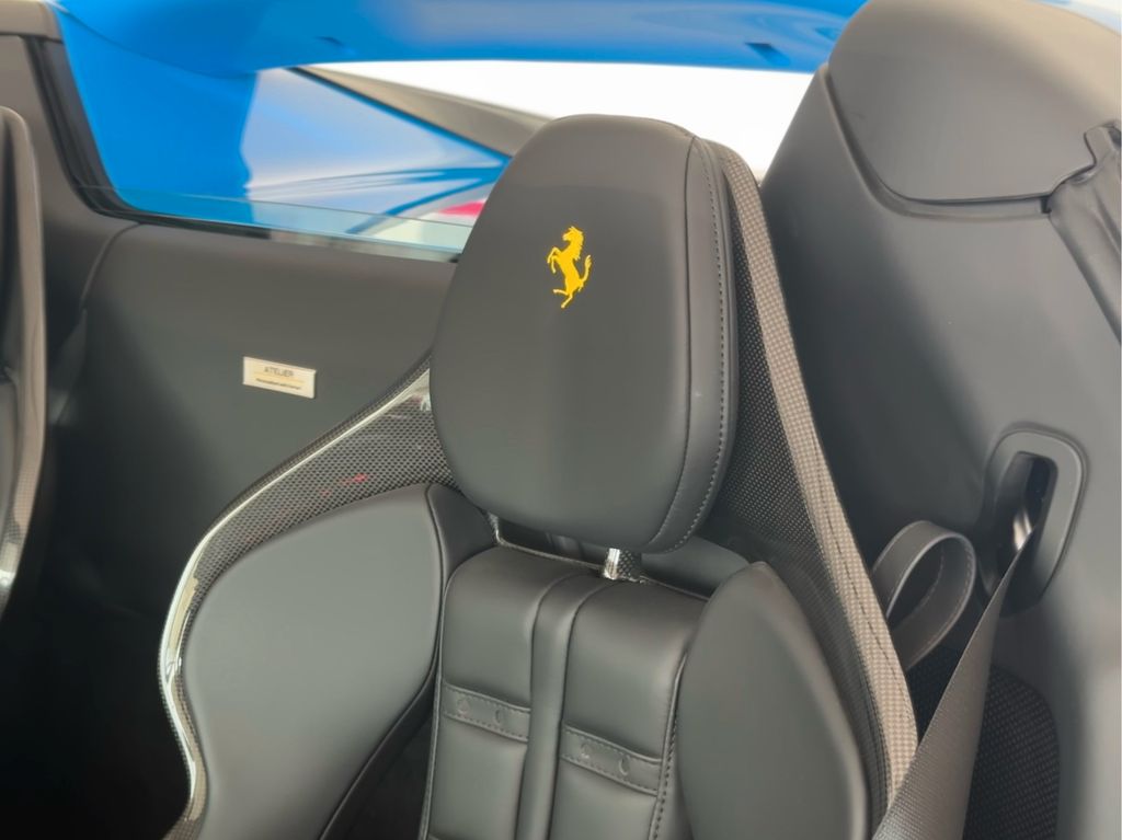 Ferrari 296 GTS 2024