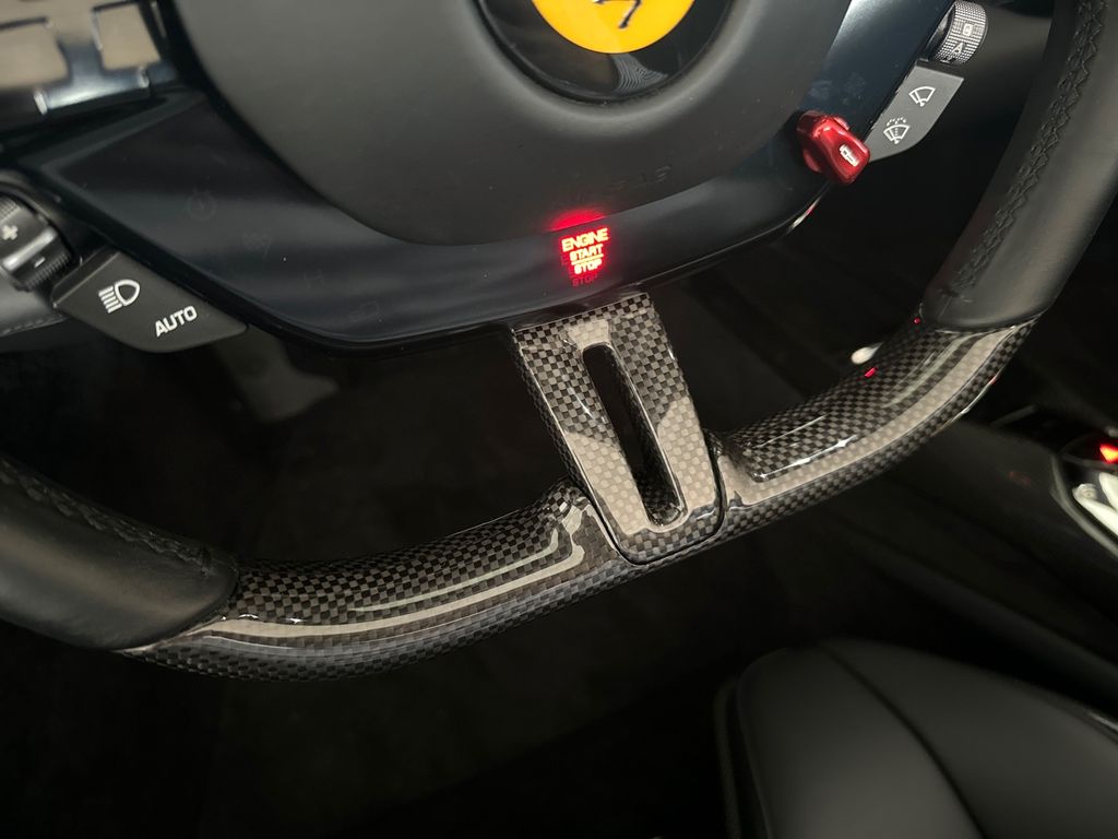 Ferrari 296 GTS 2024