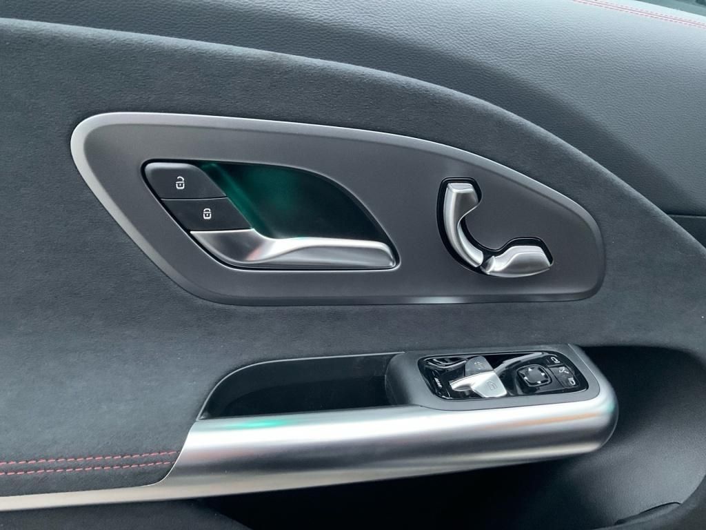 Mercedes-Benz CLA 250 2025