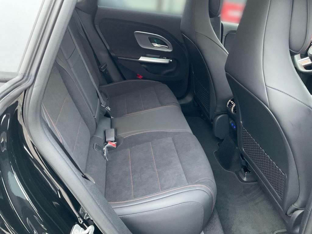 Mercedes-Benz CLA 250 2025