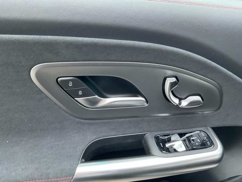 Mercedes-Benz CLA 250 2025