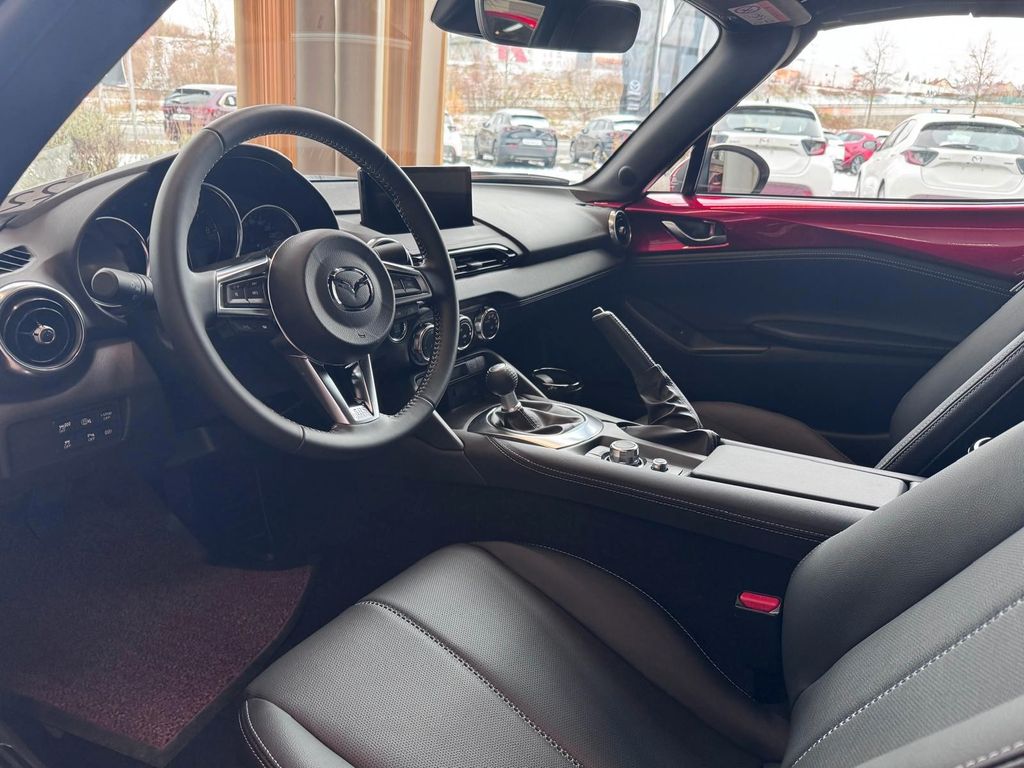 Mazda MX-5 2025