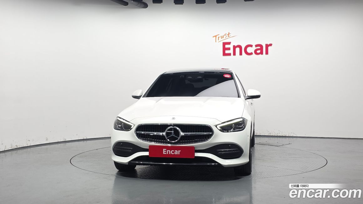 Mercedes-Benz C-Class 2023