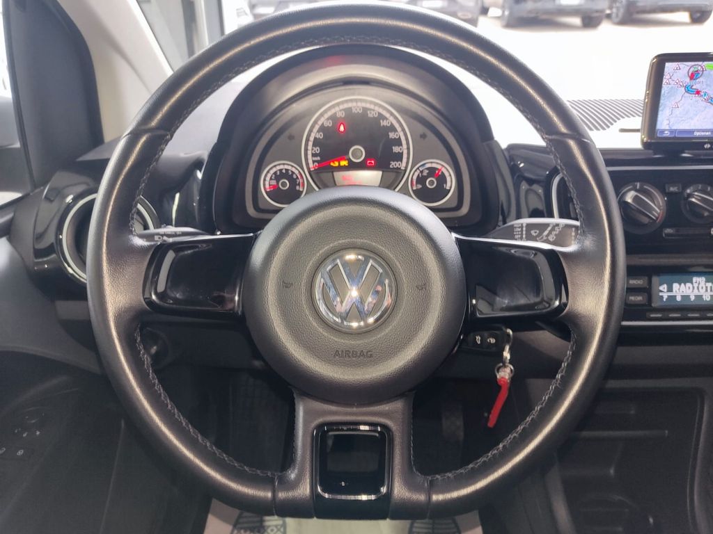 Volkswagen up! 2013