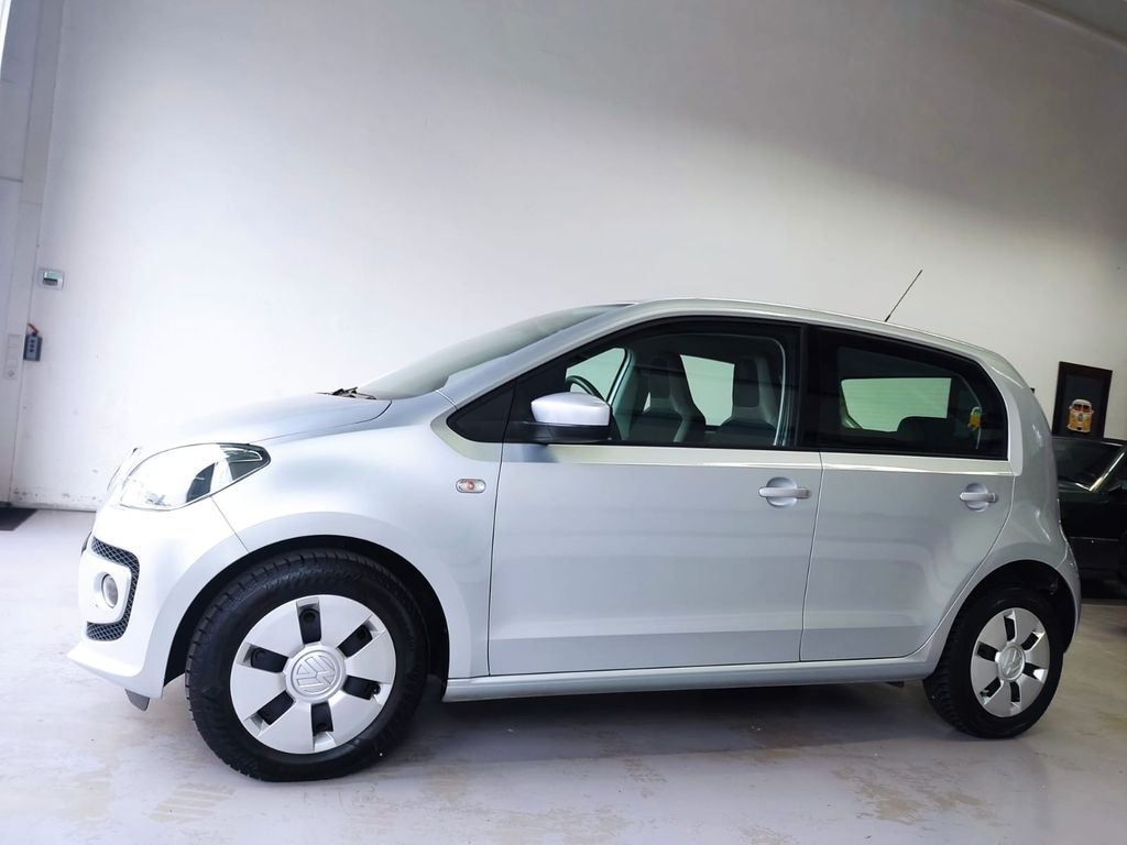 Volkswagen up! 2013