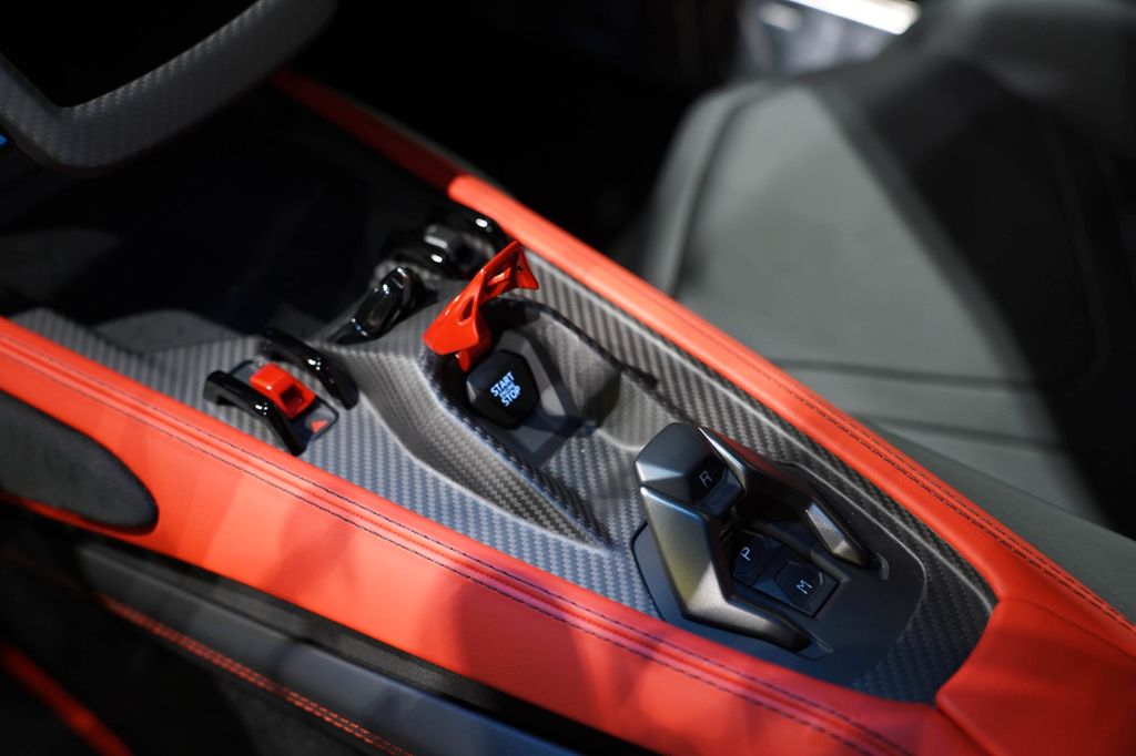 Lamborghini Revuelto 2024