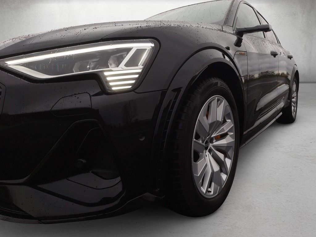 Audi e-tron 2022
