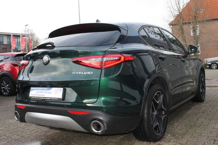 Alfa Romeo Stelvio 2020