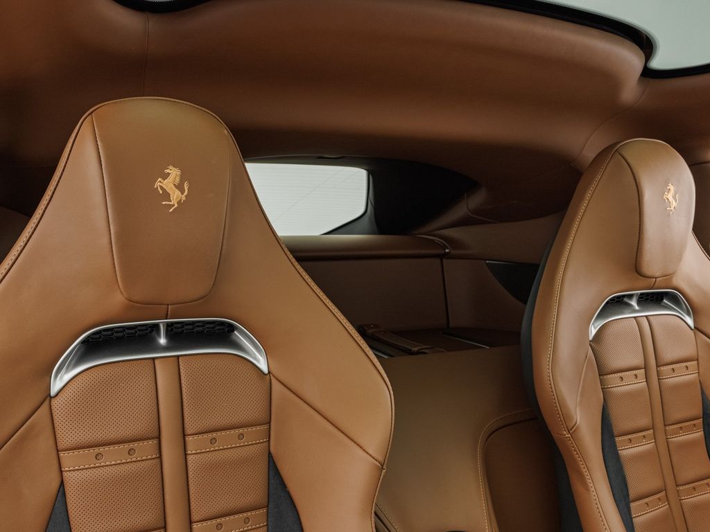 Ferrari 12Cilindri 2025