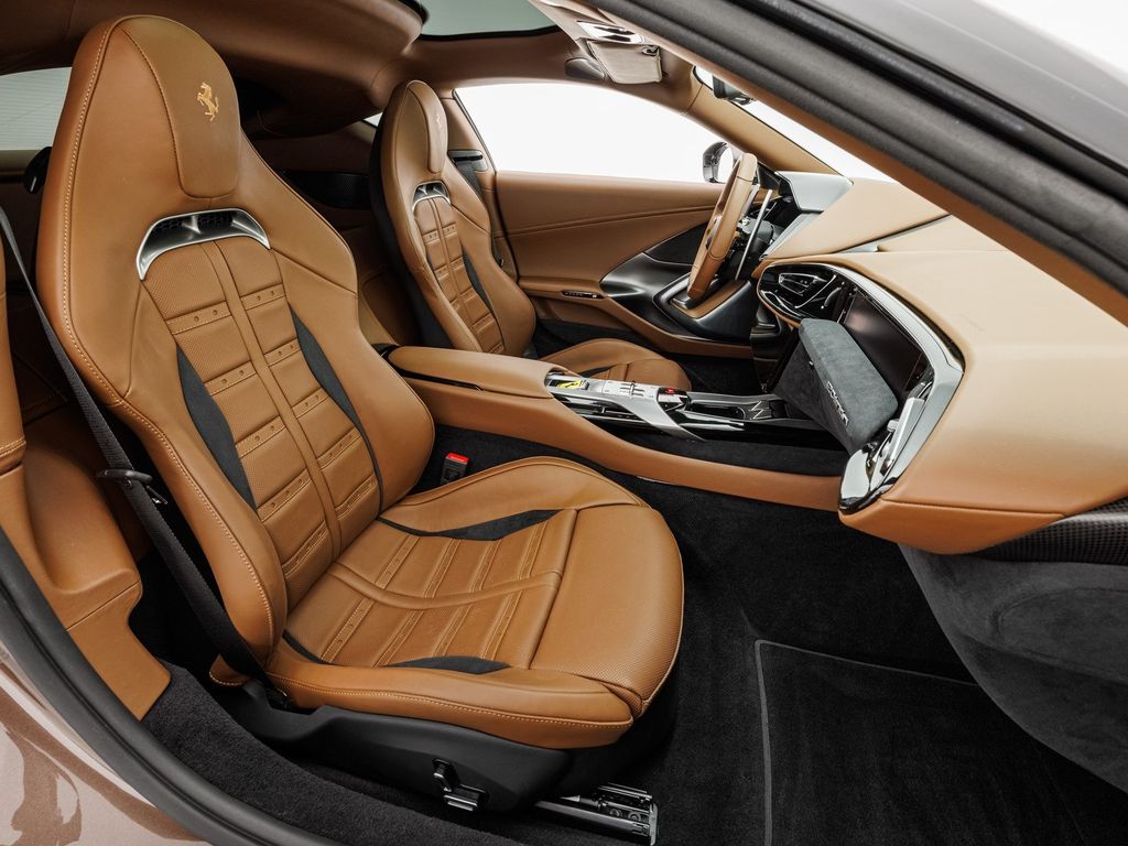 Ferrari 12Cilindri 2025