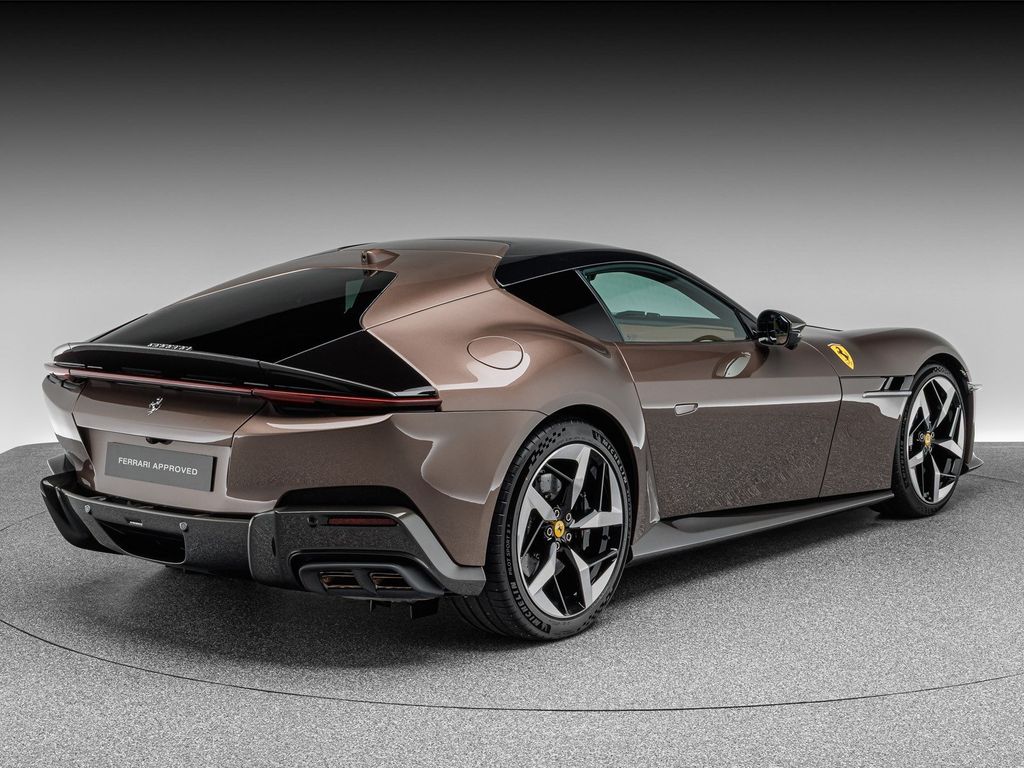 Ferrari 12Cilindri 2025