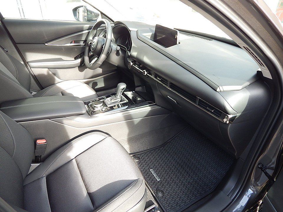 Mazda CX-30 2025
