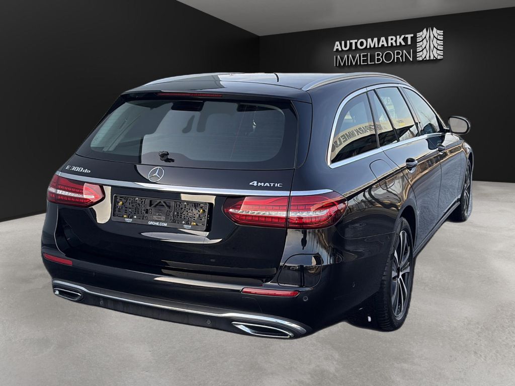 Mercedes-Benz E 300 2022