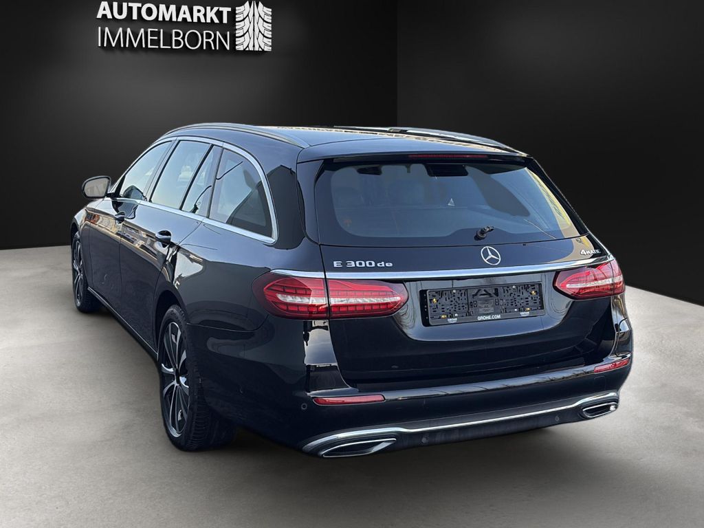 Mercedes-Benz E 300 2022