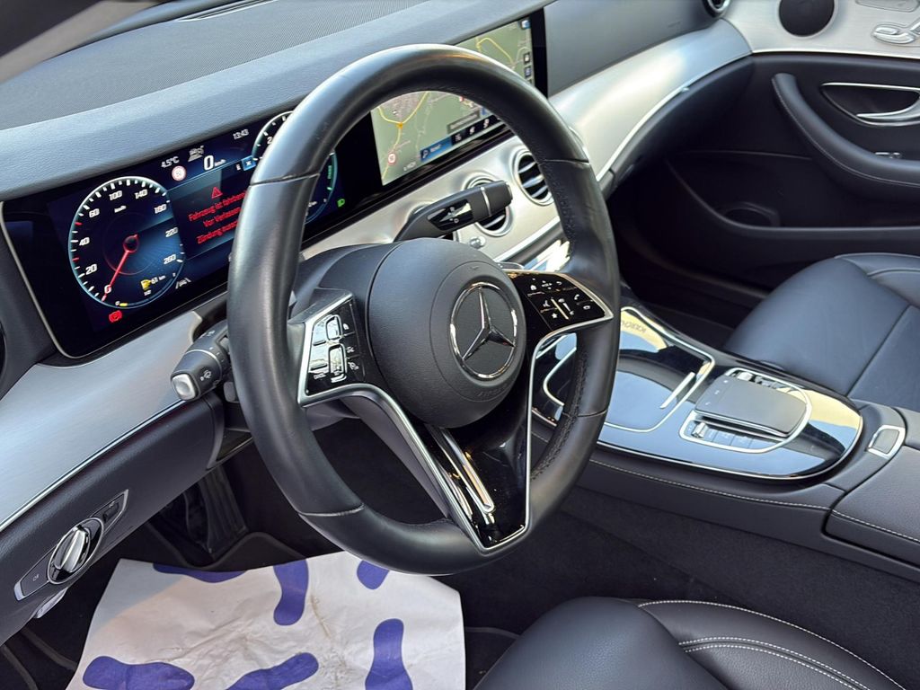 Mercedes-Benz E 300 2022