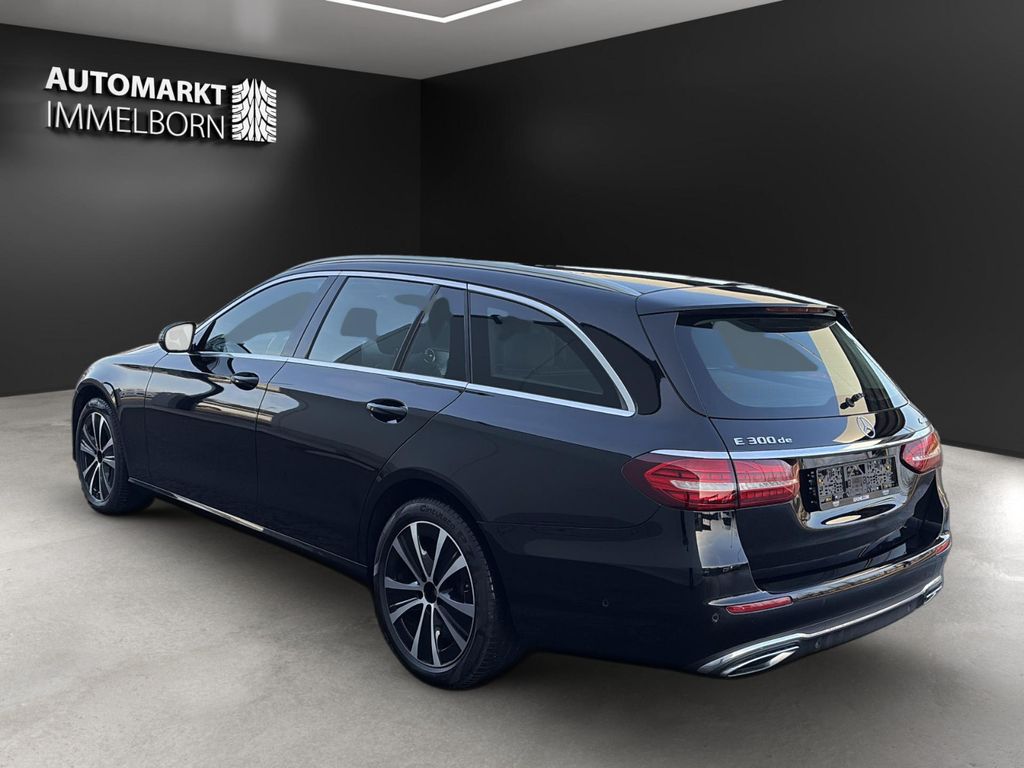 Mercedes-Benz E 300 2022
