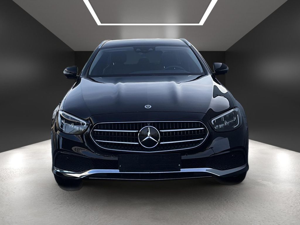 Mercedes-Benz E 300 2022