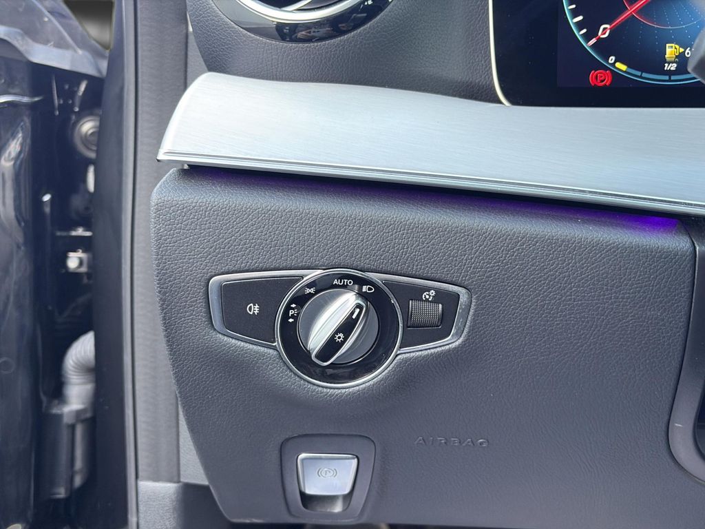 Mercedes-Benz E 300 2022