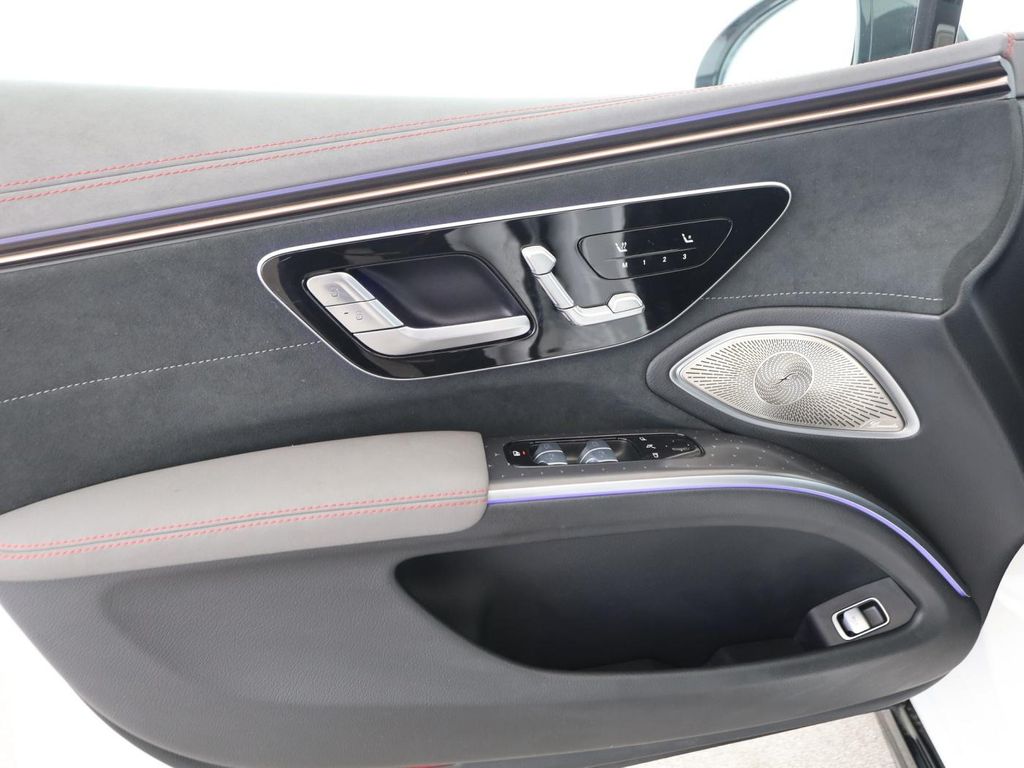 Mercedes-Benz EQS 2022