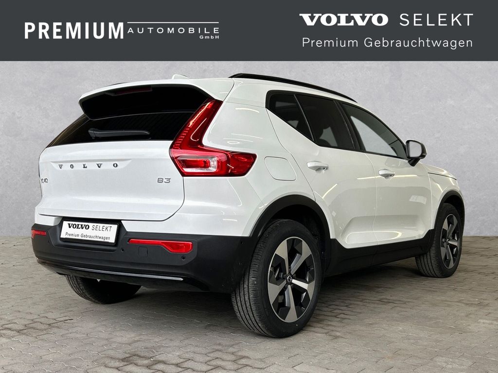 Volvo XC40 2025