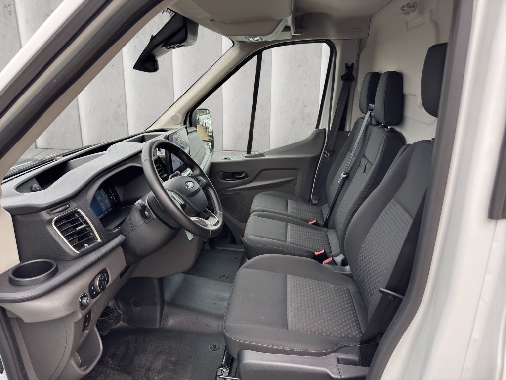 Ford Transit 2024