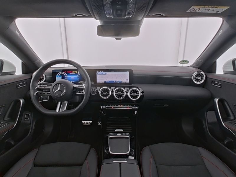 Mercedes-Benz CLA 250 2025