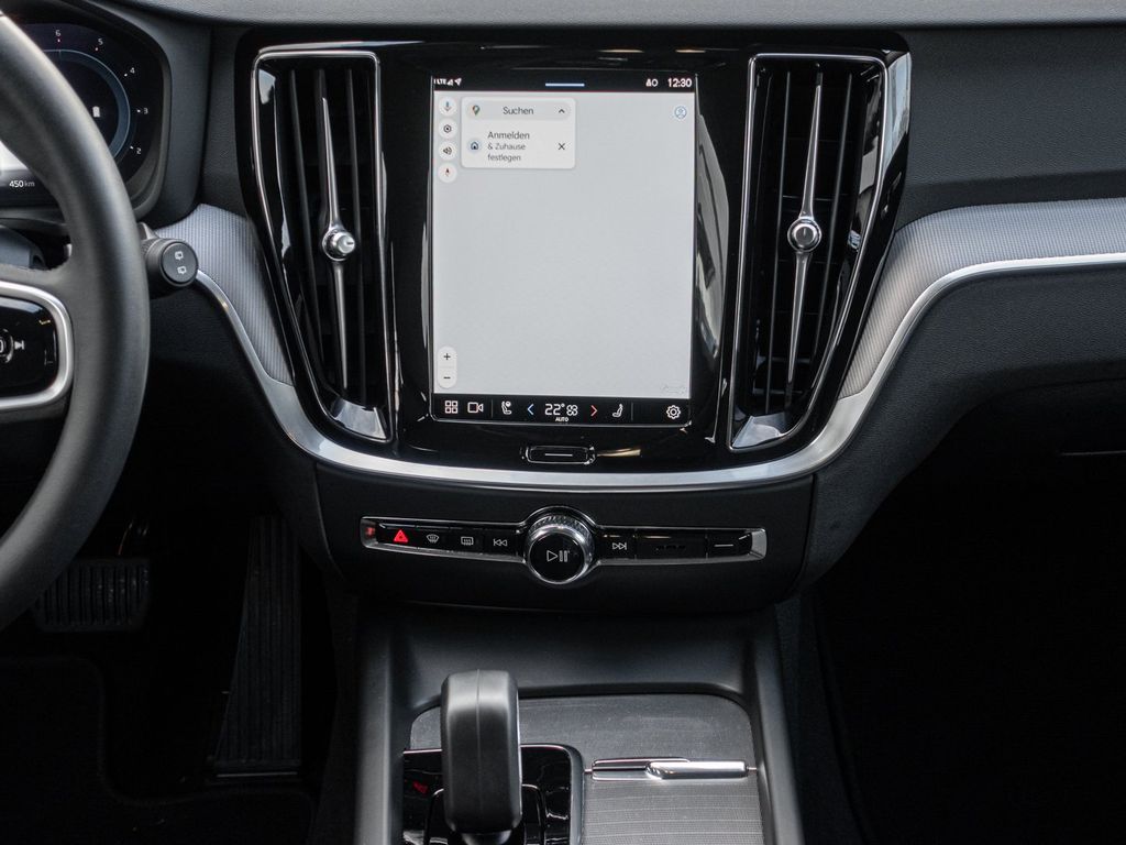 Volvo V60 Cross Country 2023