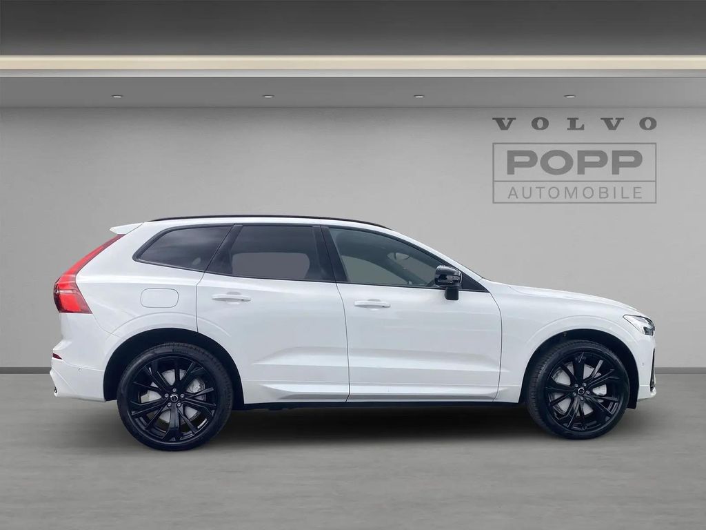 Volvo XC60 2025
