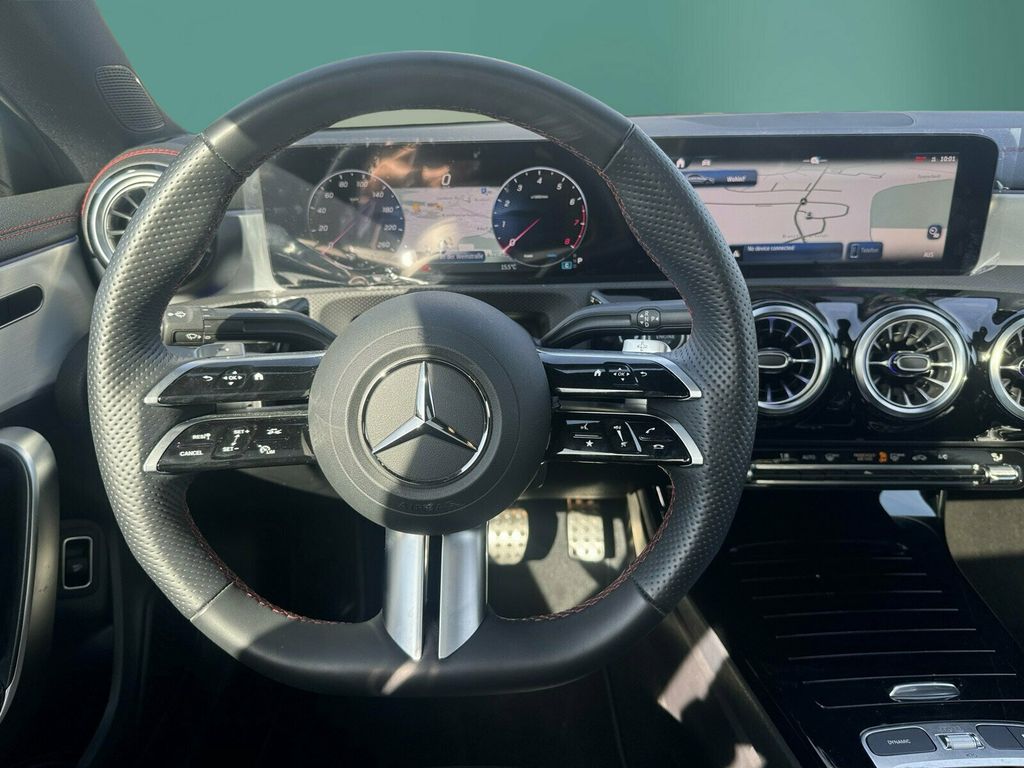 Mercedes-Benz CLA 200 2024