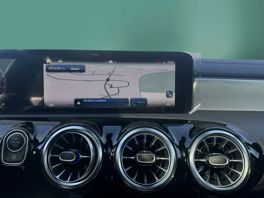 Mercedes-Benz CLA 200 2024