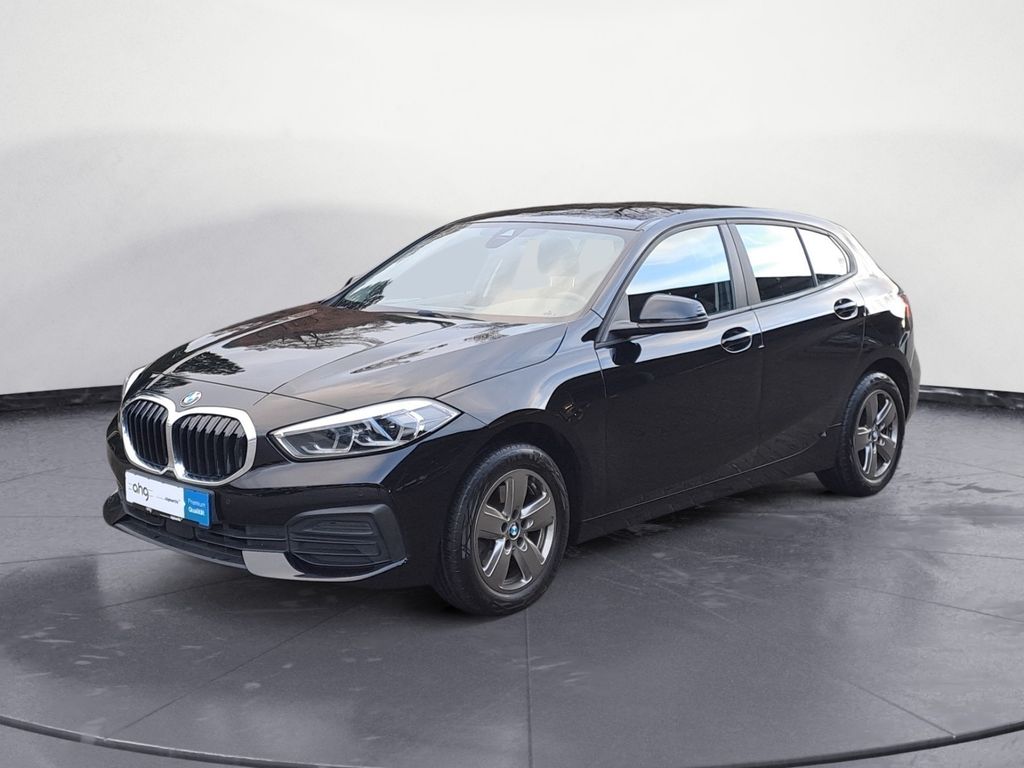BMW 118 2021