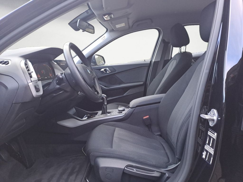 BMW 118 2021
