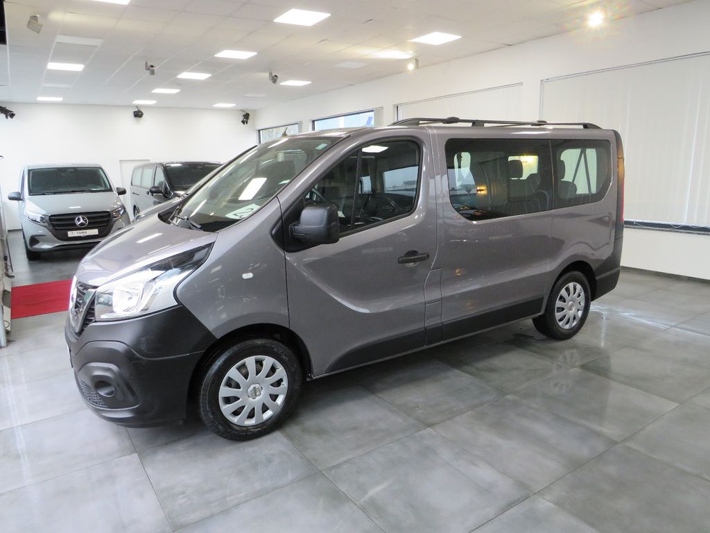 Nissan NV300 2020