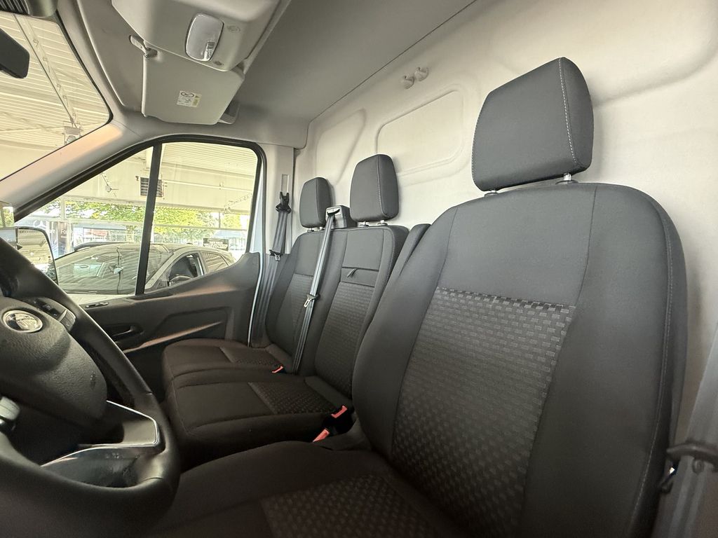 Ford Transit 2024