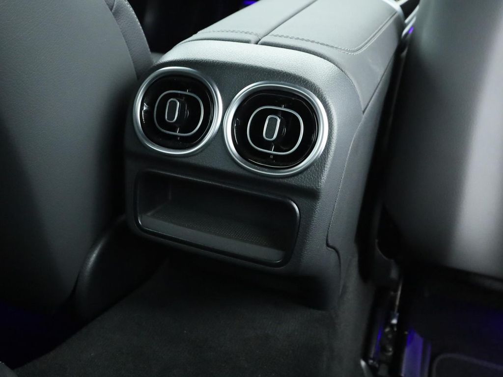 Mercedes-Benz CLE 200 2024