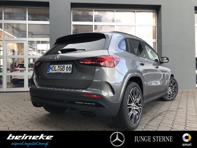 Mercedes-Benz GLA 200 2025