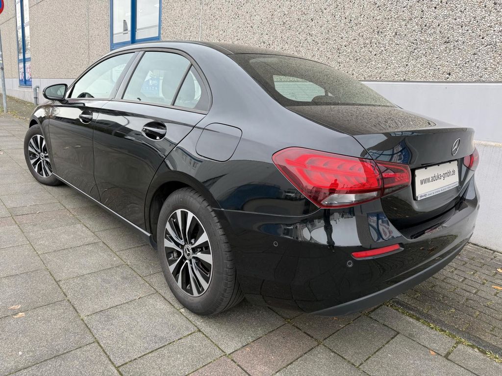 Mercedes-Benz A 180 2021