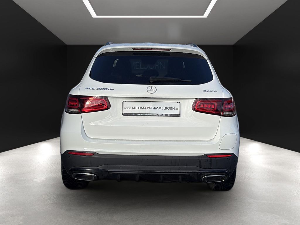 Mercedes-Benz GLC 300 2021