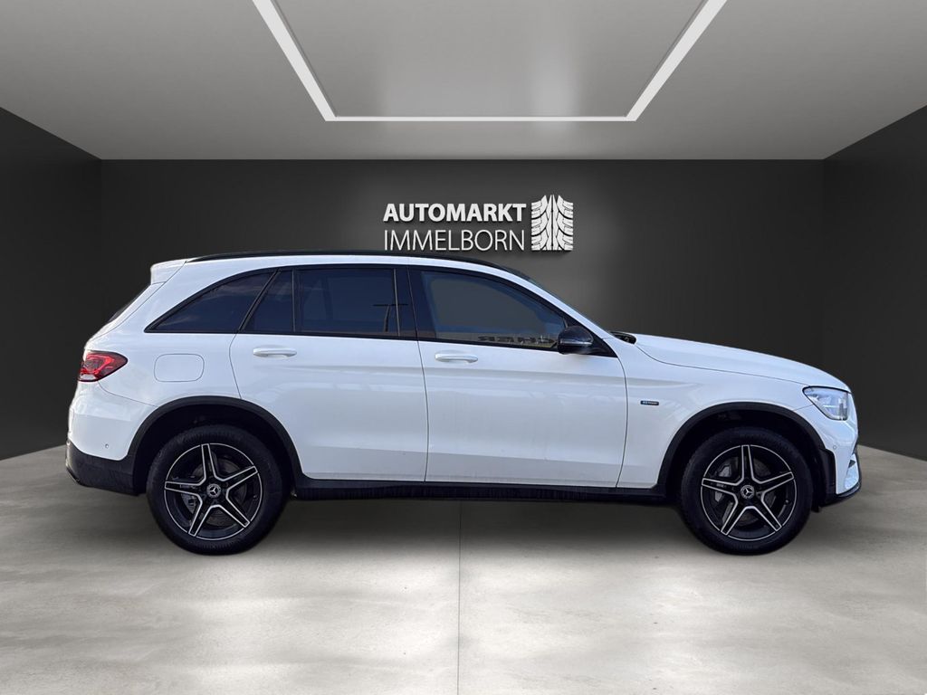 Mercedes-Benz GLC 300 2021