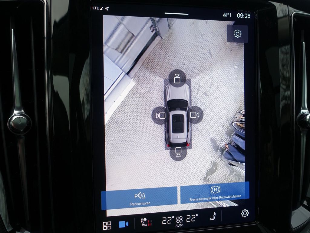 Volvo XC60 2025
